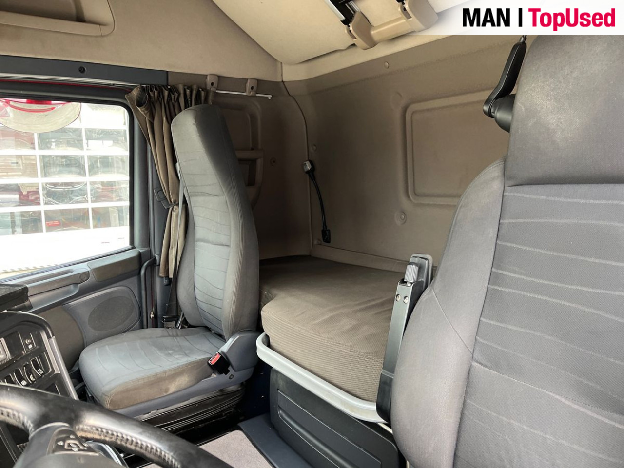 SCANIA N320/C5W1751152AB3A - Tractor unit: picture 5 SCANIA N320/C5W1751152AB3A - Tractor unit: picture 5