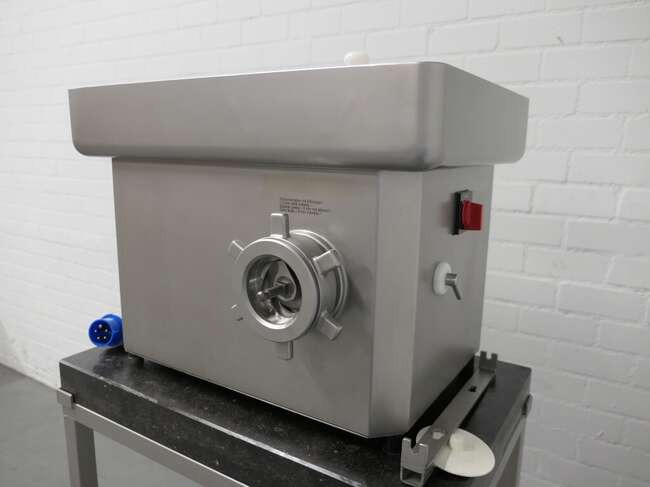Freund / Ifooma grinder TG105 - Food processing equipment: picture 2 Freund / Ifooma grinder TG105 - Food processing equipment: picture 2