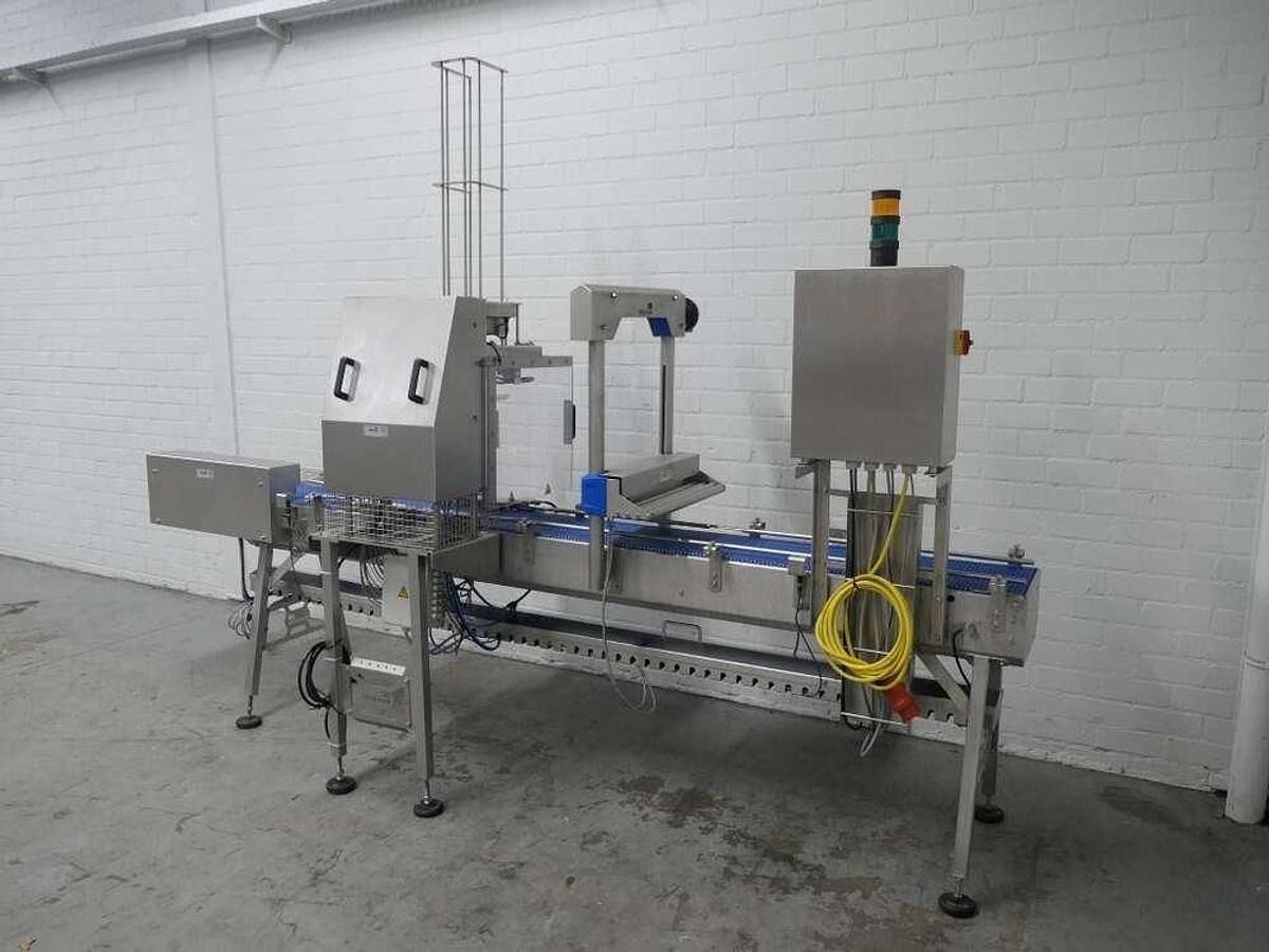 Van Rijn lidding machine - Packaging machinery: picture 4 Van Rijn lidding machine - Packaging machinery: picture 4