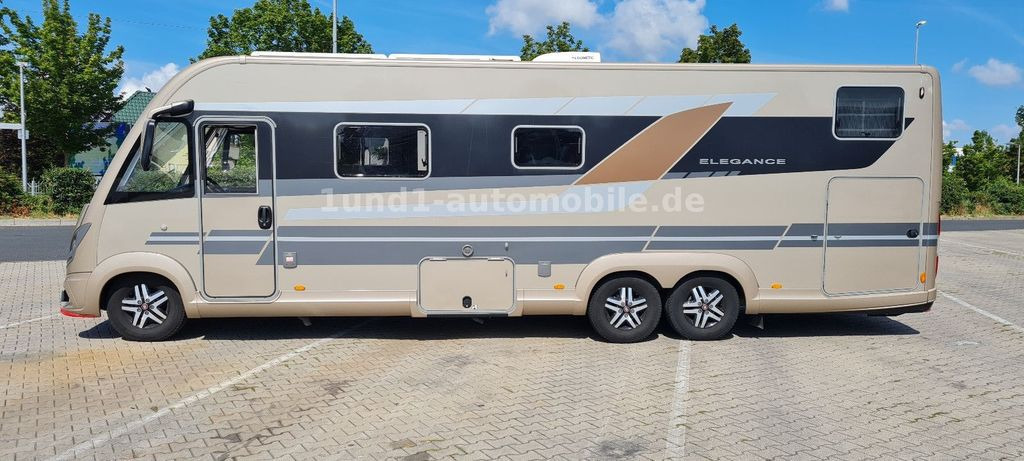 Bürstner Elegance I 910 G Solar/AHK/RFK/Alde/TwinSat/2xTV/Vollausstattung Elegance I 910 G Solar/AHK/RFK/Alde/TwinSat/2xTV/Vollausstattung - Integrated motorhome: picture 3 Bürstner Elegance I 910 G Solar/AHK/RFK/Alde/TwinSat/2xTV/Vollausstattung Elegance I 910 G Solar/AHK/RFK/Alde/TwinSat/2xTV/Vollausstattung - Integrated motorhome: picture 3