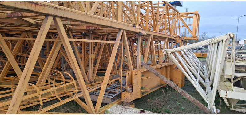 Liebherr 256HC reinforced 4,14m towers - Tower crane: picture 2 Liebherr 256HC reinforced 4,14m towers - Tower crane: picture 2