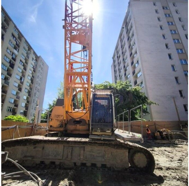 Crawler crane Liebherr HS855 HD, 23m jib, 2006 yom: picture 7