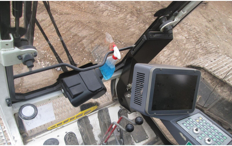 Crawler crane Liebherr HS855 HD, 23m jib, 2006 yom: picture 15