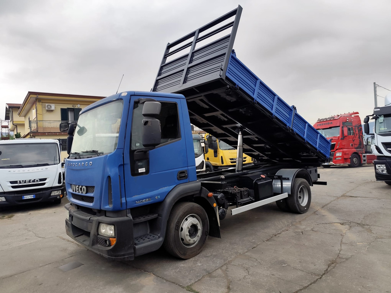 IVECO EUROCARGO 140E25 - Tipper: picture 1 IVECO EUROCARGO 140E25 - Tipper: picture 1