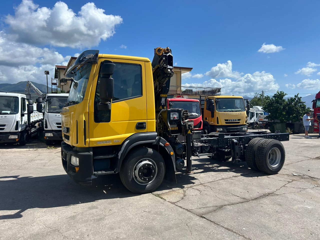 IVECO EUROCARGO 160E30 - Crane truck: picture 5 IVECO EUROCARGO 160E30 - Crane truck: picture 5