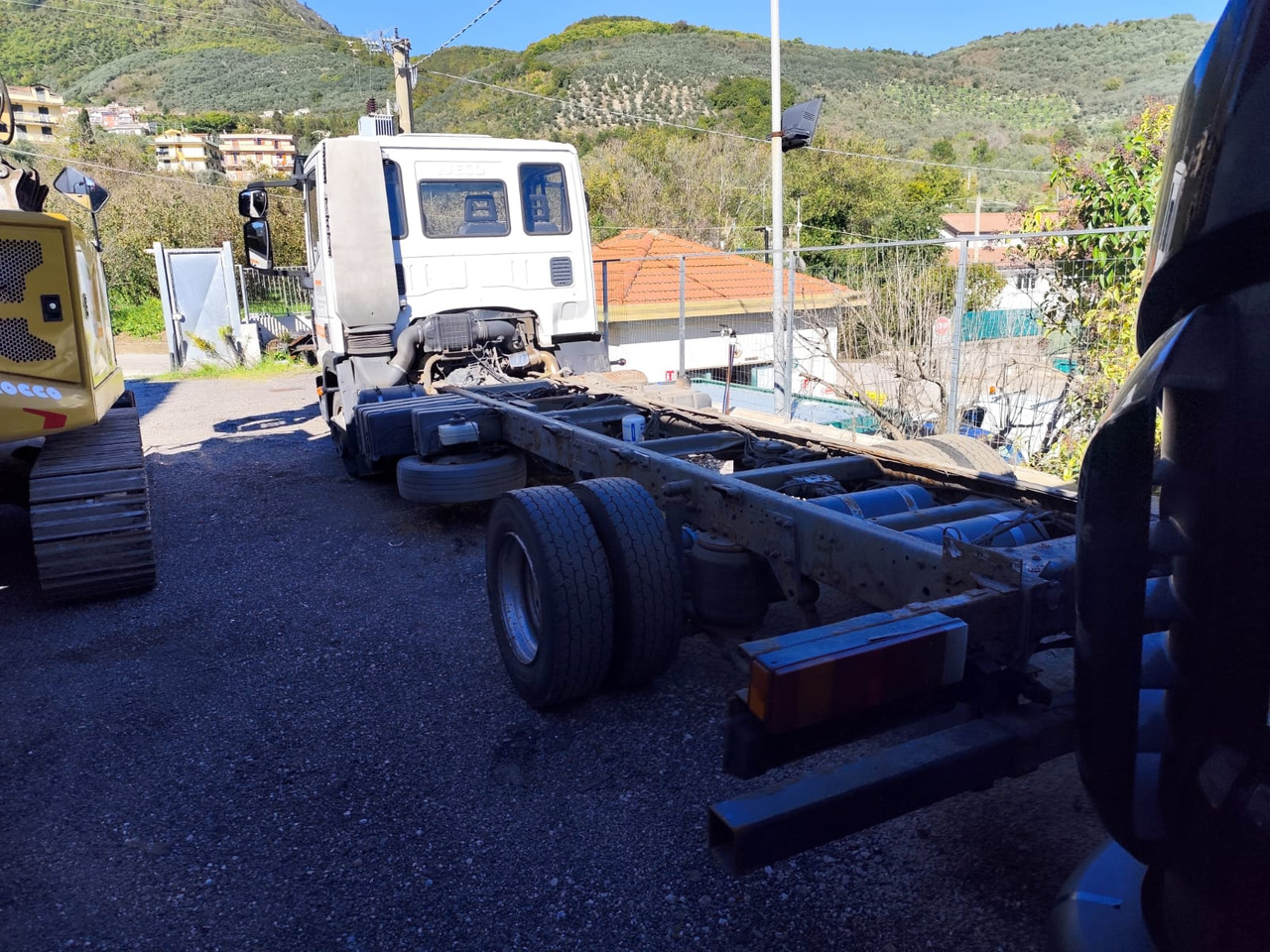 IVECO EUROCARGO 80E22 - Cab chassis truck, Tipper: picture 2 IVECO EUROCARGO 80E22 - Cab chassis truck, Tipper: picture 2