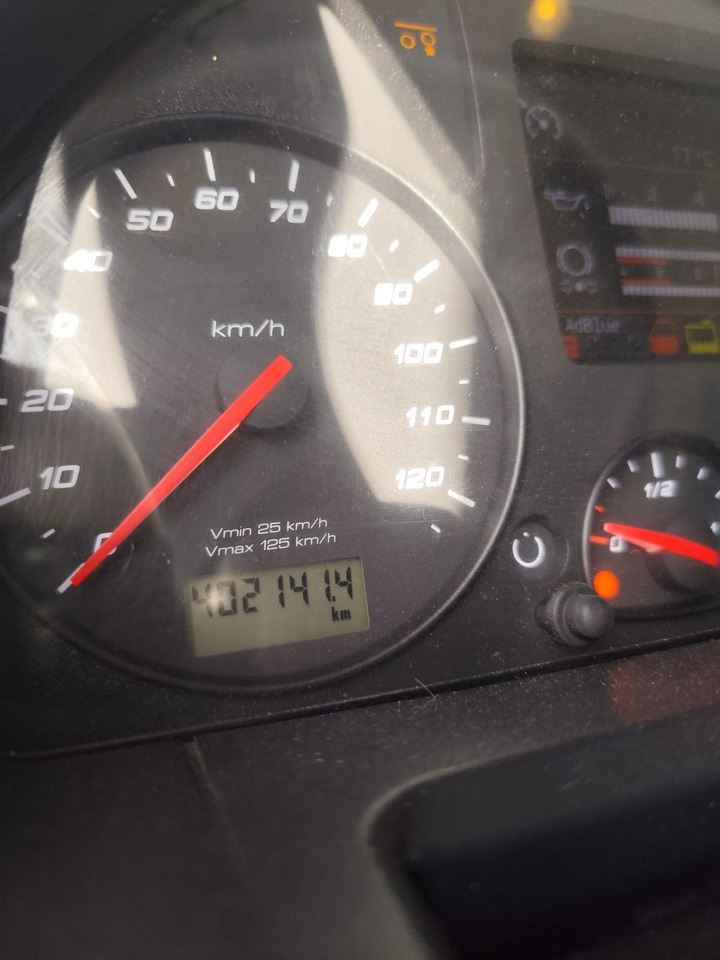 IVECO HI-STREET 260S31 XP - Cab chassis truck, Crane truck: picture 5 IVECO HI-STREET 260S31 XP - Cab chassis truck, Crane truck: picture 5