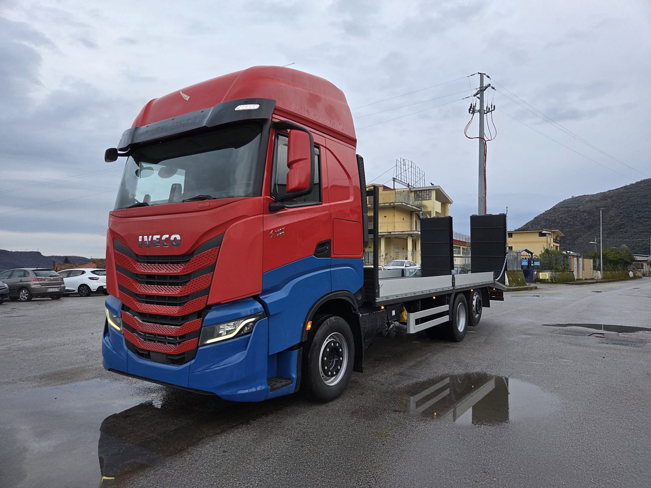 IVECO S-WAY AS260S48 Y - Dropside/ Flatbed truck: picture 1 IVECO S-WAY AS260S48 Y - Dropside/ Flatbed truck: picture 1