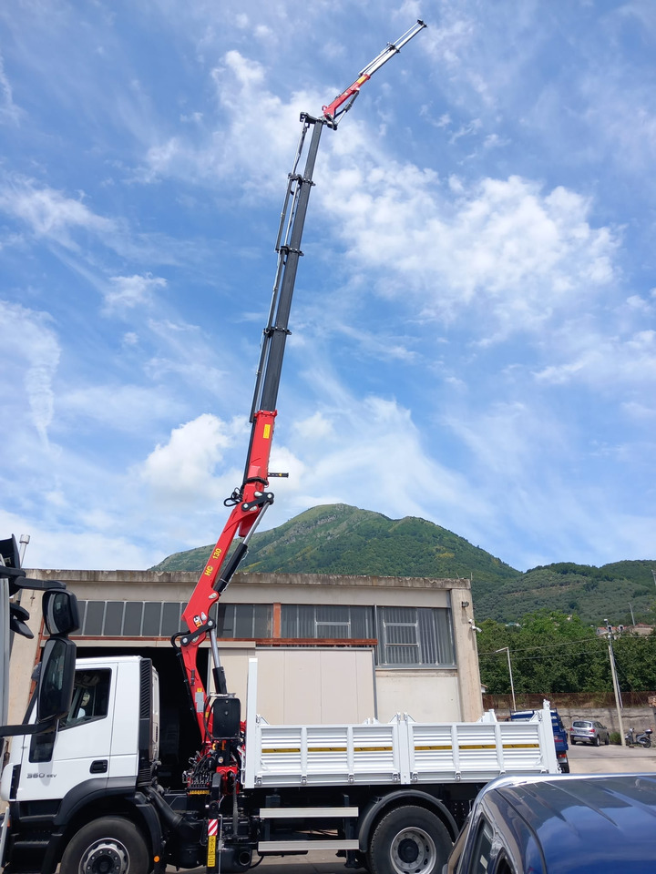 IVECO STRALIS AD 190S36 - Crane truck: picture 2 IVECO STRALIS AD 190S36 - Crane truck: picture 2