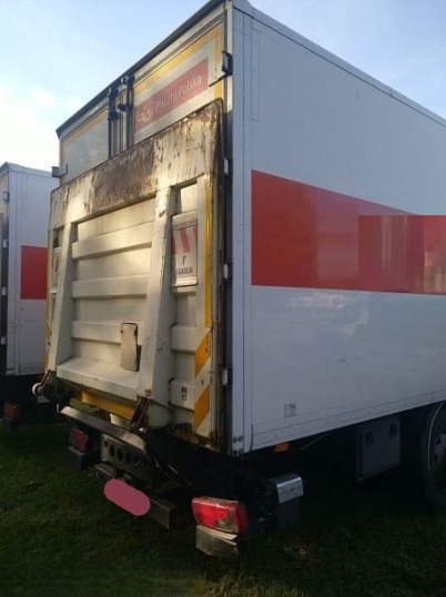IVECO STRALIS AD 260S31 XP - Box truck: picture 5 IVECO STRALIS AD 260S31 XP - Box truck: picture 5