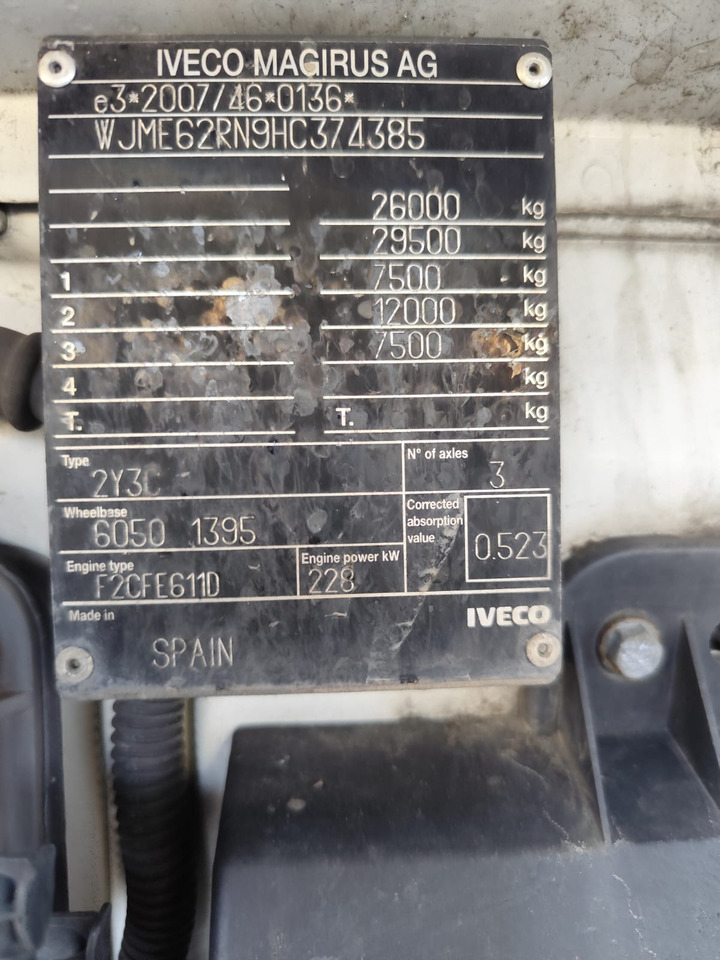 IVECO STRALIS AD 260S31 XP - Cab chassis truck: picture 3 IVECO STRALIS AD 260S31 XP - Cab chassis truck: picture 3