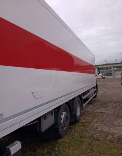 IVECO STRALIS AD 260S31 XP - Box truck: picture 5 IVECO STRALIS AD 260S31 XP - Box truck: picture 5