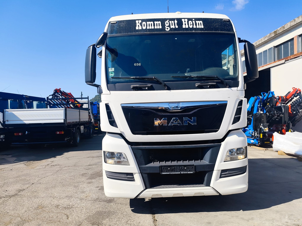 Dropside/ Flatbed truck MAN TGX 26.440: picture 26