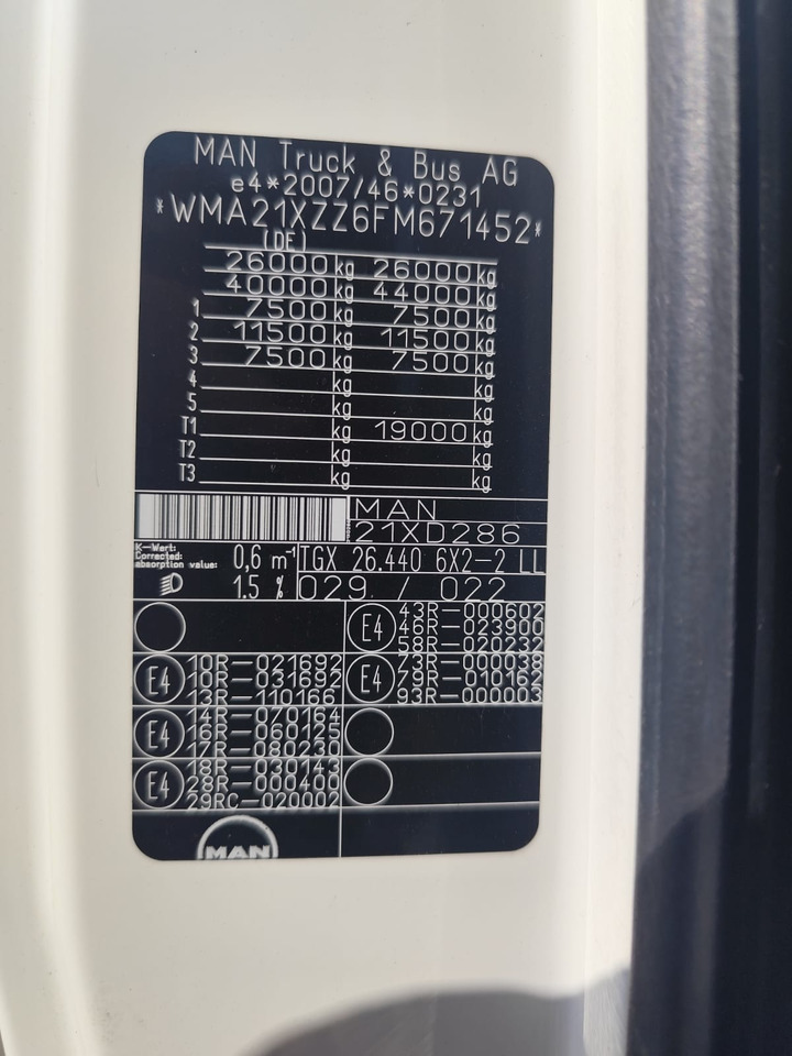 Dropside/ Flatbed truck MAN TGX 26.440: picture 16