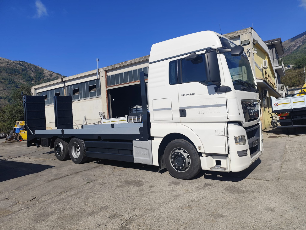 Dropside/ Flatbed truck MAN TGX 26.440: picture 14