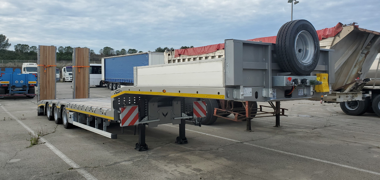 YALCIN 3 ESSIEUX STD - Low loader semi-trailer: picture 2 YALCIN 3 ESSIEUX STD - Low loader semi-trailer: picture 2