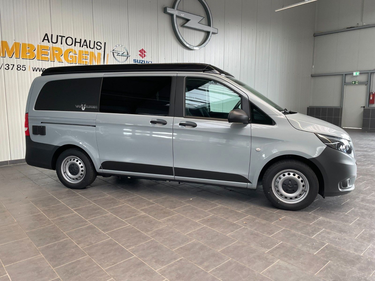 Mercedes-Benz Vito VanTourer Urban "Comfort" Camper Küche AHK - Camper van: picture 3 Mercedes-Benz Vito VanTourer Urban "Comfort" Camper Küche AHK - Camper van: picture 3