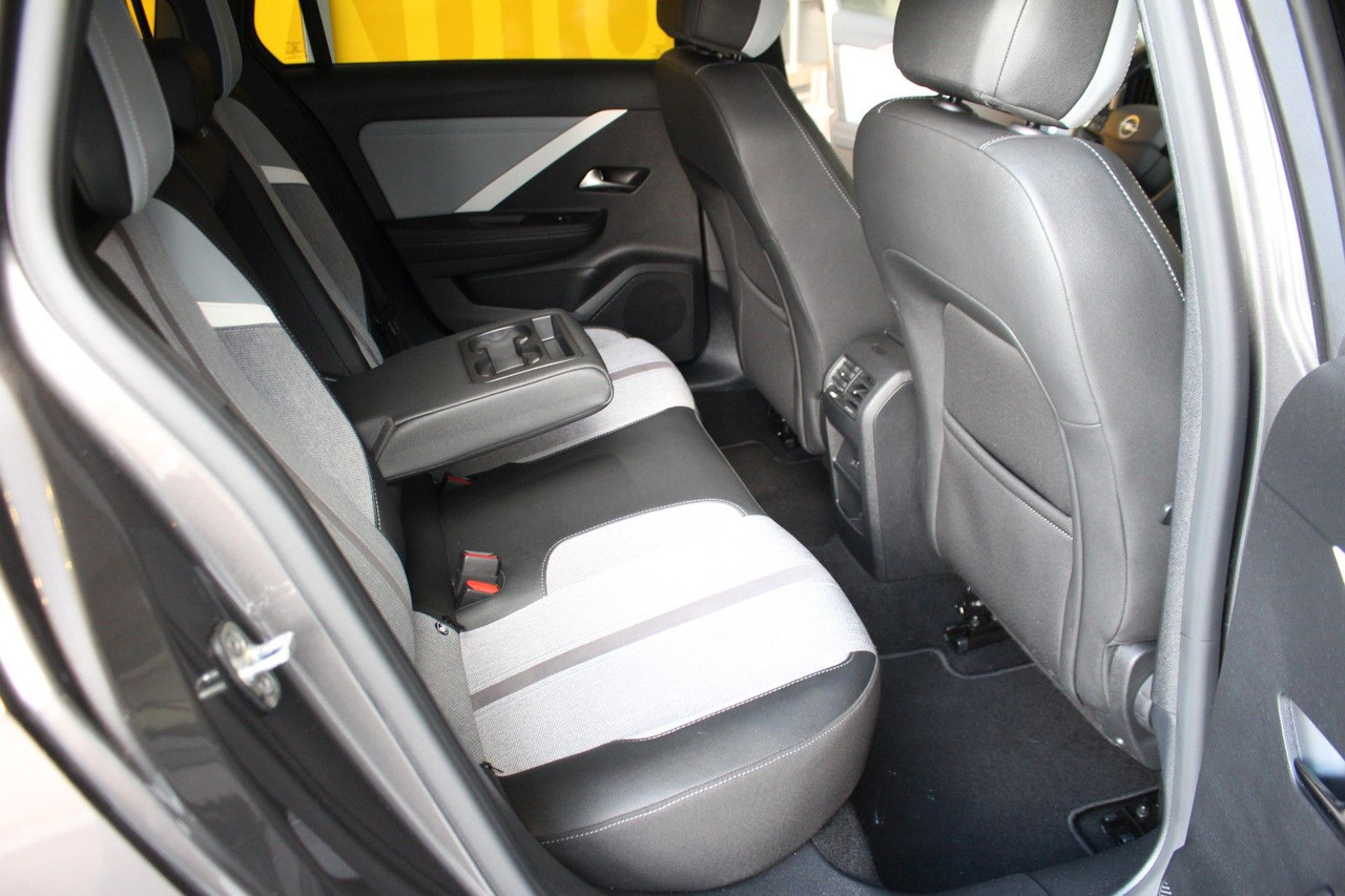 Estate car Opel Astra L ST Business Elegance Navi-Pro SHZ LED: picture 16