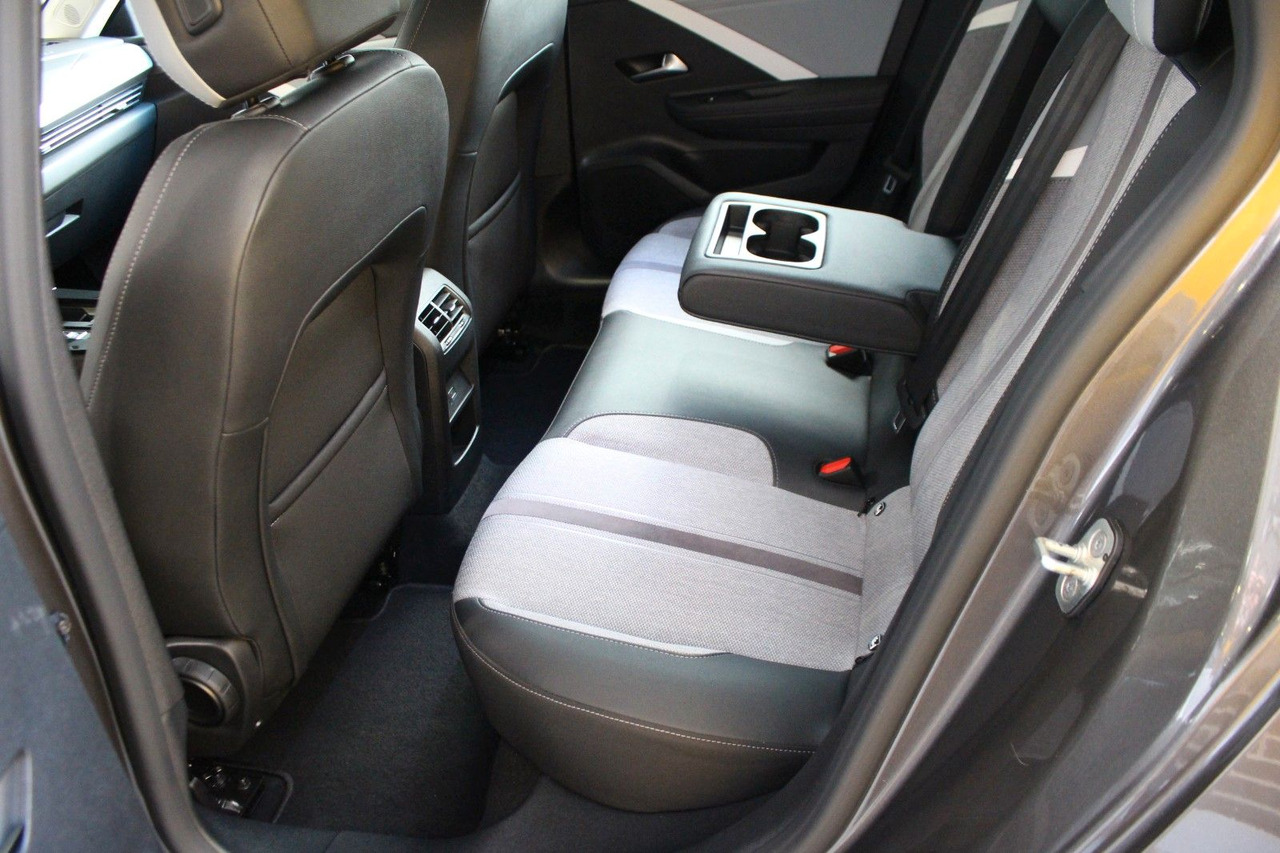 Estate car Opel Astra L ST Business Elegance Navi-Pro SHZ LED: picture 14