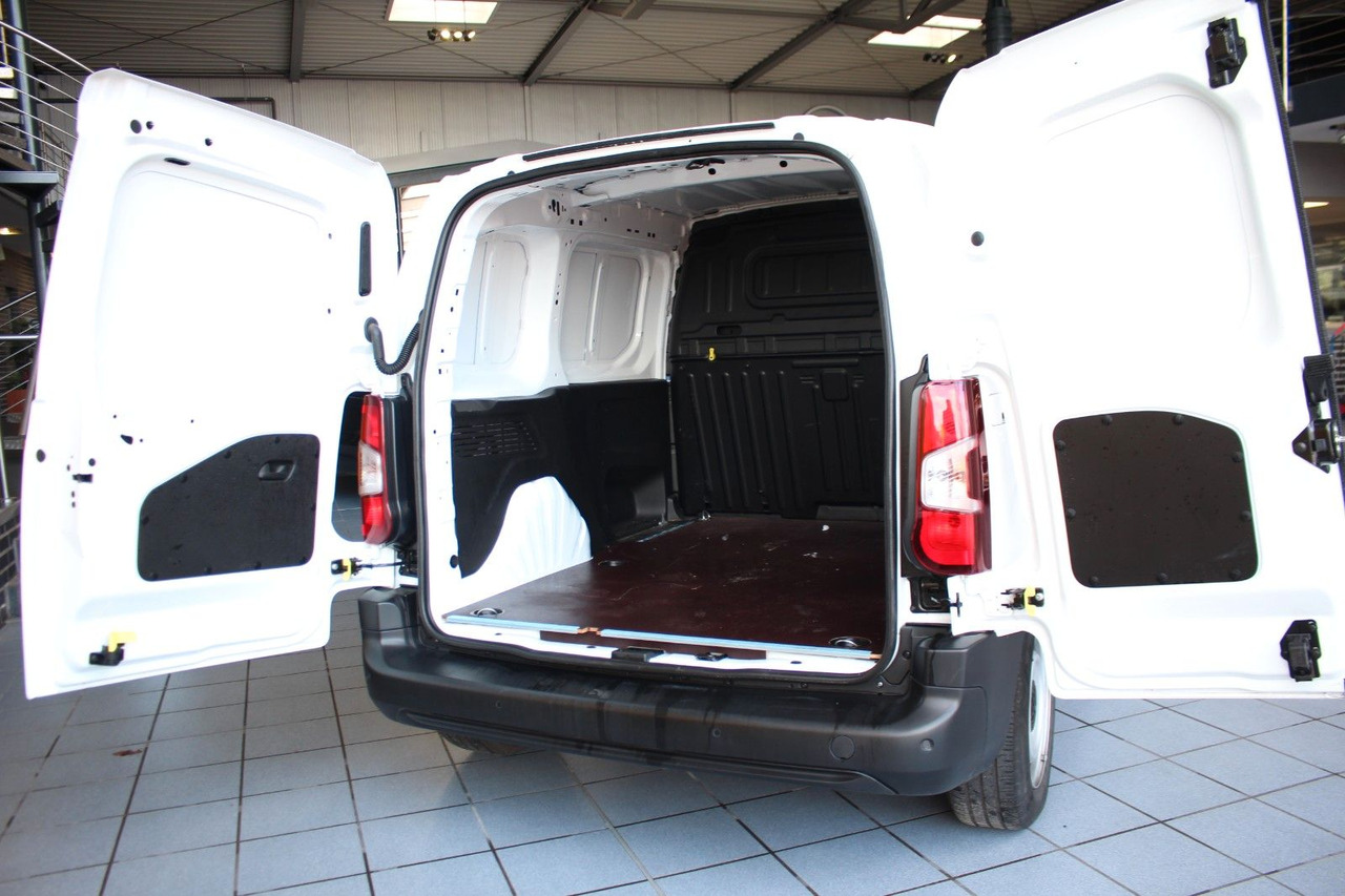 Opel Combo Cargo 3-Sitzer Klima Bluetooth PDC AHK - Small van: picture 4 Opel Combo Cargo 3-Sitzer Klima Bluetooth PDC AHK - Small van: picture 4