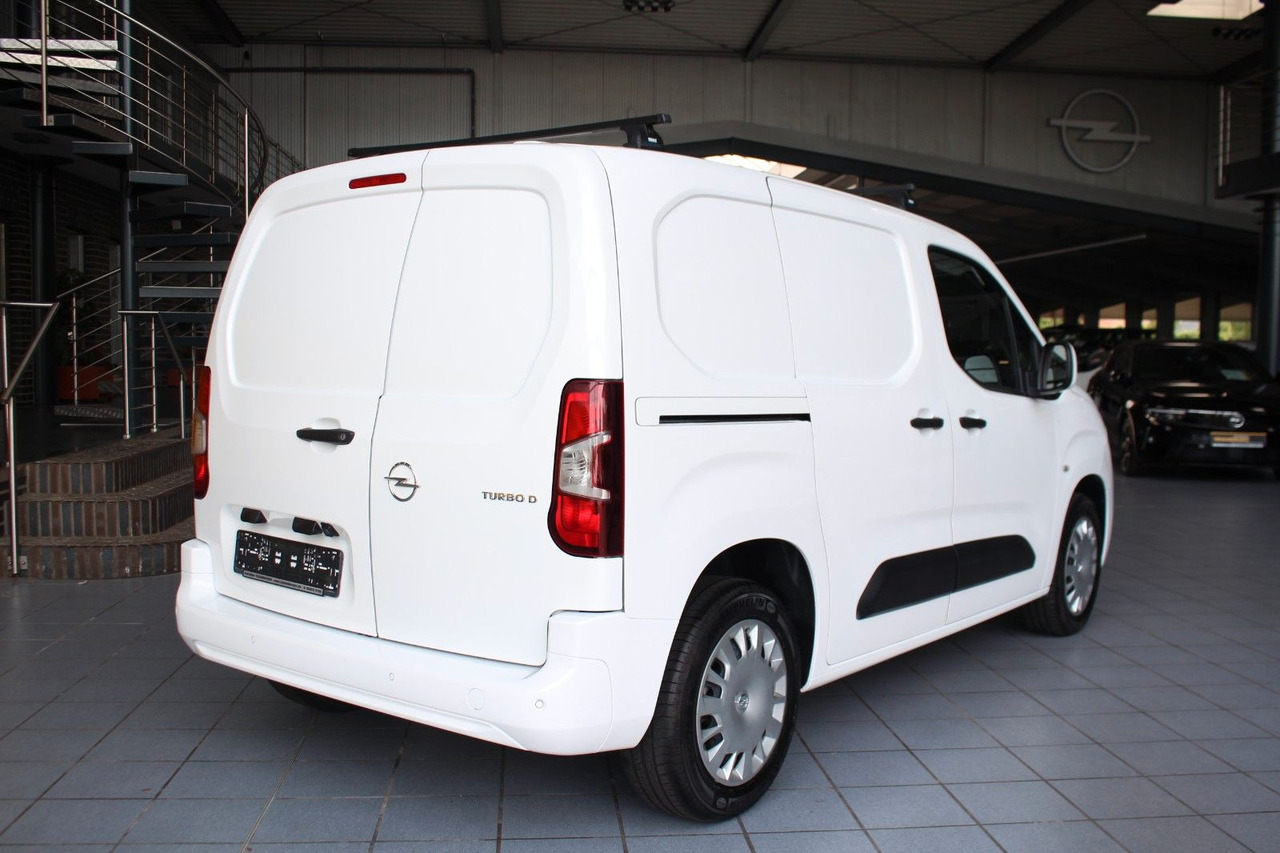 Opel Combo E Cargo Edition Klima Kamera AT-Motor - Small van: picture 5 Opel Combo E Cargo Edition Klima Kamera AT-Motor - Small van: picture 5