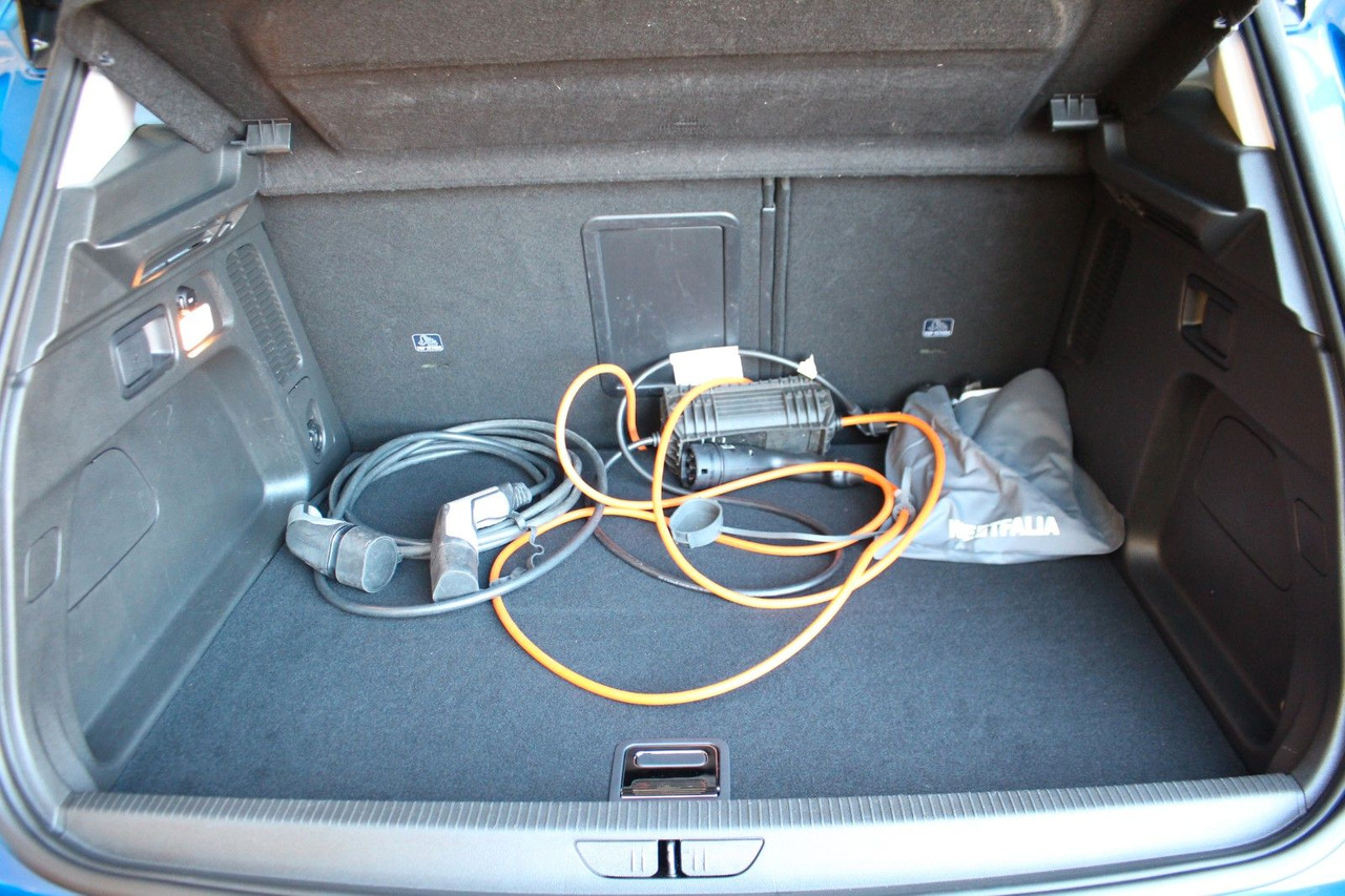 SUV Opel Grandland Plug-in-Hybrid AHK Navi Leder LED Kam.: picture 11