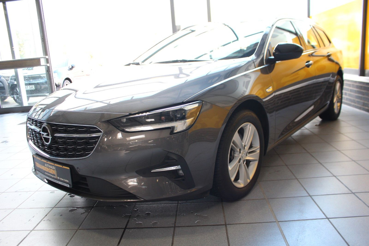 Opel Insignia B Sports Tourer Elegance Massage AHK AC - Estate car: picture 5 Opel Insignia B Sports Tourer Elegance Massage AHK AC - Estate car: picture 5