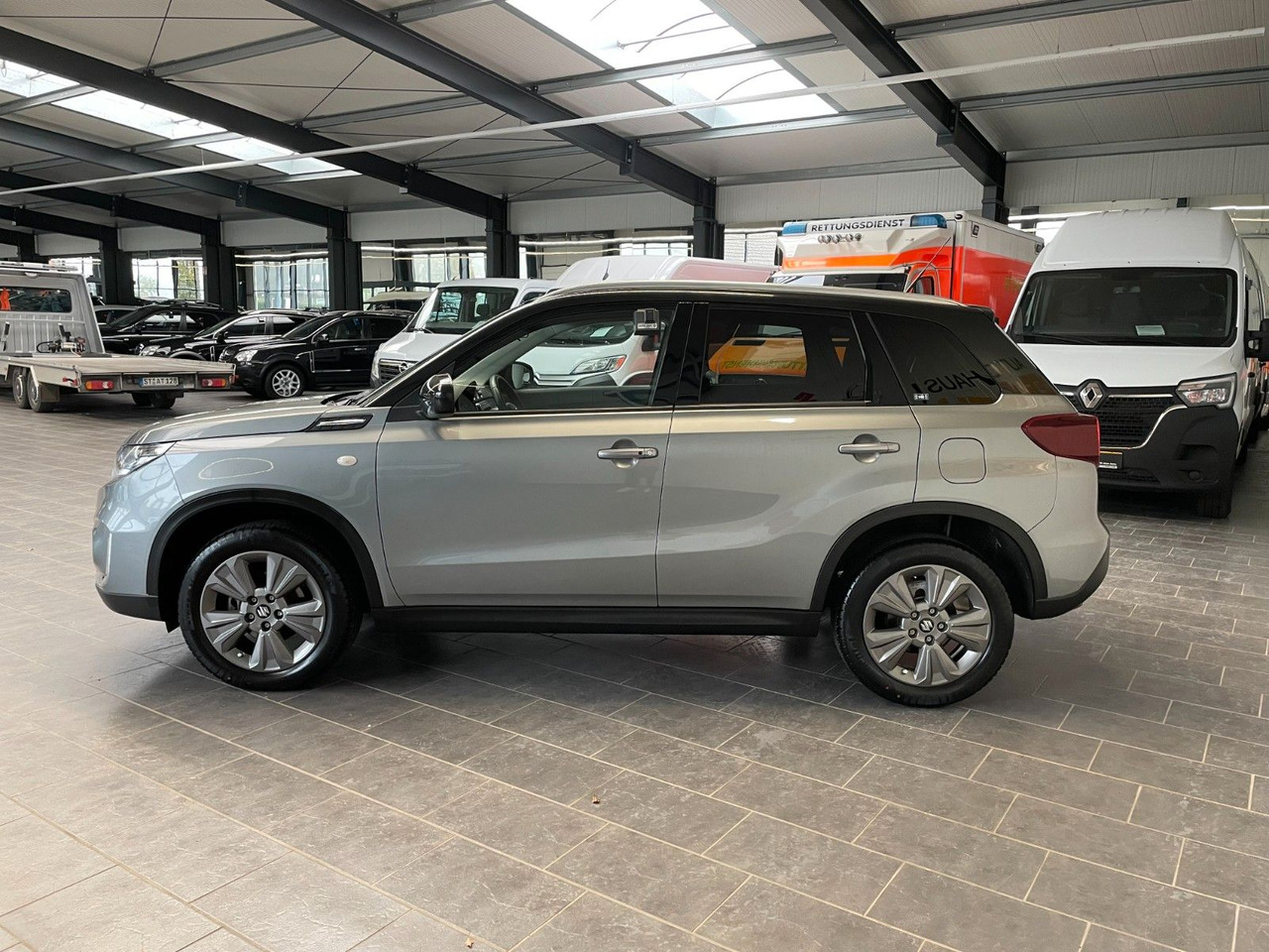 Suzuki Vitara 1.4 Mild-Hybrid Comfort 4x2 Kamera LED AC - Passenger van: picture 5 Suzuki Vitara 1.4 Mild-Hybrid Comfort 4x2 Kamera LED AC - Passenger van: picture 5