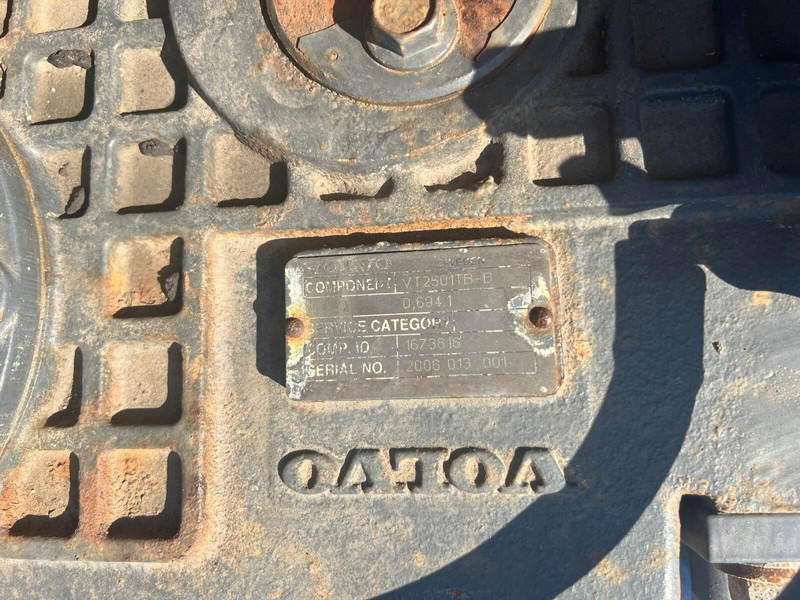 Volvo VT2501TB-B - Spare parts: picture 3 Volvo VT2501TB-B - Spare parts: picture 3