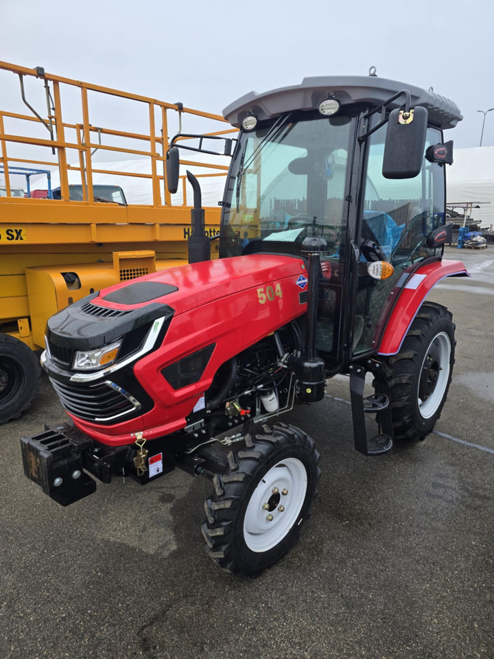 MMS TR504 4WD - Compact tractor: picture 2 MMS TR504 4WD - Compact tractor: picture 2