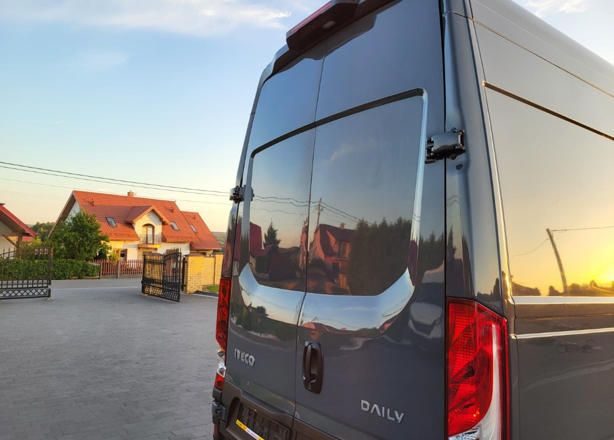Iveco 35S18 3.0 Hi-Matic Iveco Max L5H3 Salon Polska Hi - Matic - Panel van: picture 3 Iveco 35S18 3.0 Hi-Matic Iveco Max L5H3 Salon Polska Hi - Matic - Panel van: picture 3