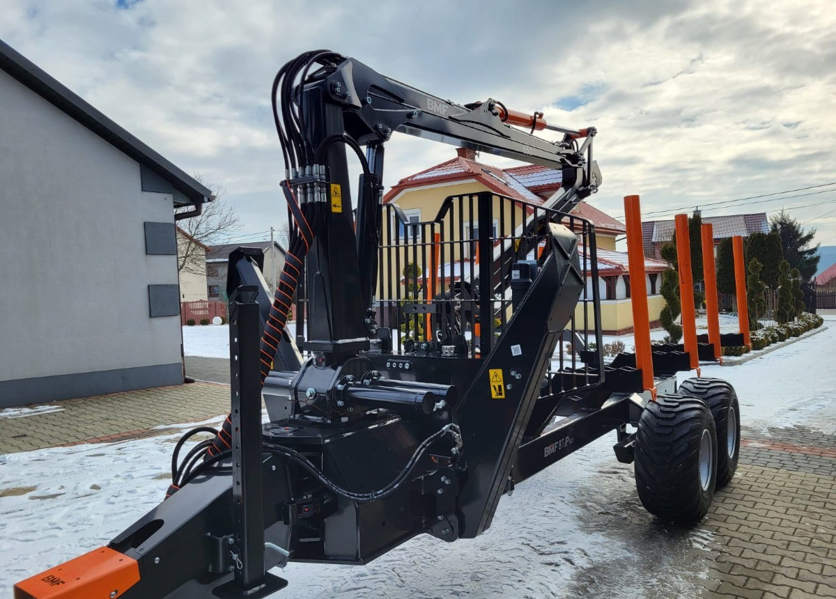 New Farm tractor LOVOL M754 + Przyczepa BMF 8T2Pro: picture 15 New Farm tractor LOVOL M754 + Przyczepa BMF 8T2Pro: picture 15