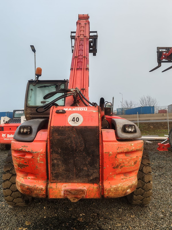 Telescopic wheel loader Manitou MHT 950 LT: picture 6