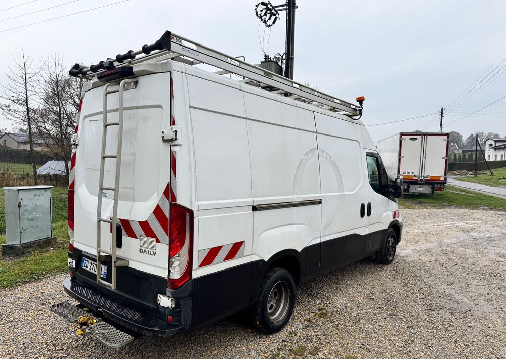 Iveco 35C21 - Panel van: picture 4 Iveco 35C21 - Panel van: picture 4
