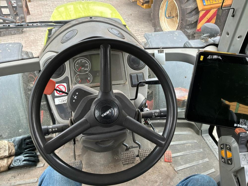 Claas Arion 640 - Tracked tractor: picture 4 Claas Arion 640 - Tracked tractor: picture 4