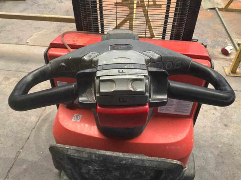 BT Staxio SWE140 - Construction machinery: picture 5 BT Staxio SWE140 - Construction machinery: picture 5