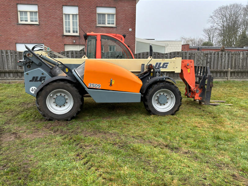 JLG 3509 - Electric utility vehicle: picture 4 JLG 3509 - Electric utility vehicle: picture 4