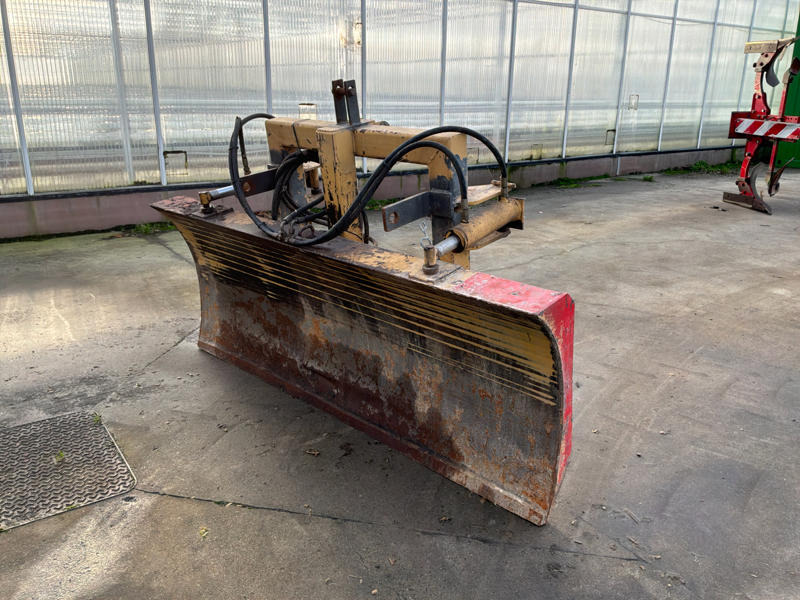 Onbekend - Soil tillage equipment: picture 1 Onbekend - Soil tillage equipment: picture 1