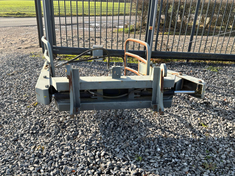 Onbekend - Front loader for tractor: picture 4 Onbekend - Front loader for tractor: picture 4