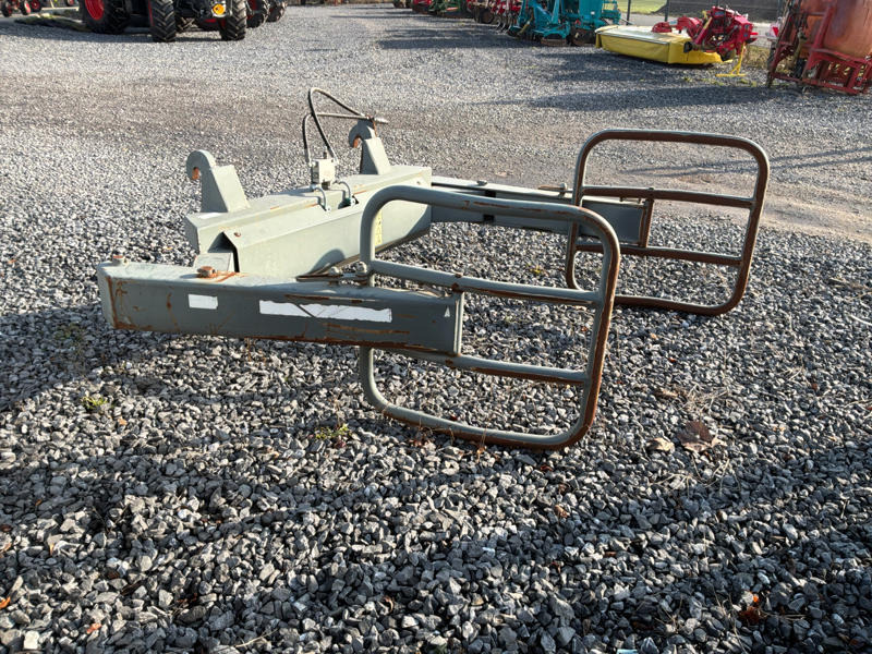 Onbekend - Front loader for tractor: picture 2 Onbekend - Front loader for tractor: picture 2