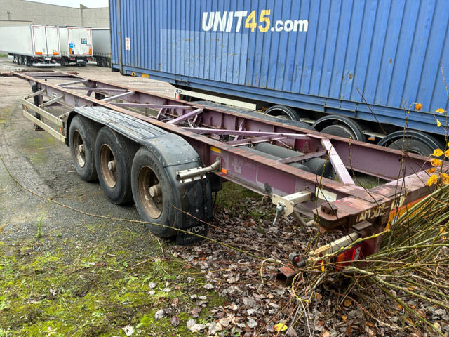 Van Hool 3B0052 - Chassis trailer: picture 5 Van Hool 3B0052 - Chassis trailer: picture 5