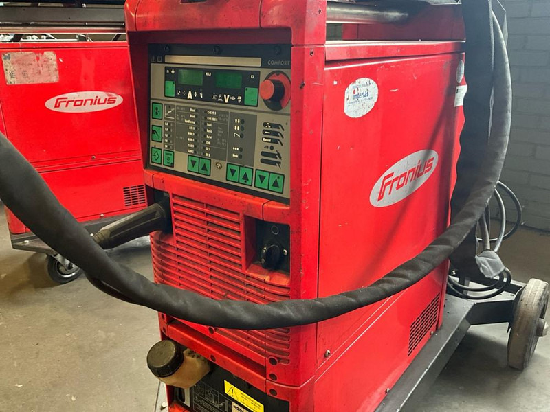 Fronius TransPulse Synergic 4000 - Metalworking machinery: picture 4 Fronius TransPulse Synergic 4000 - Metalworking machinery: picture 4