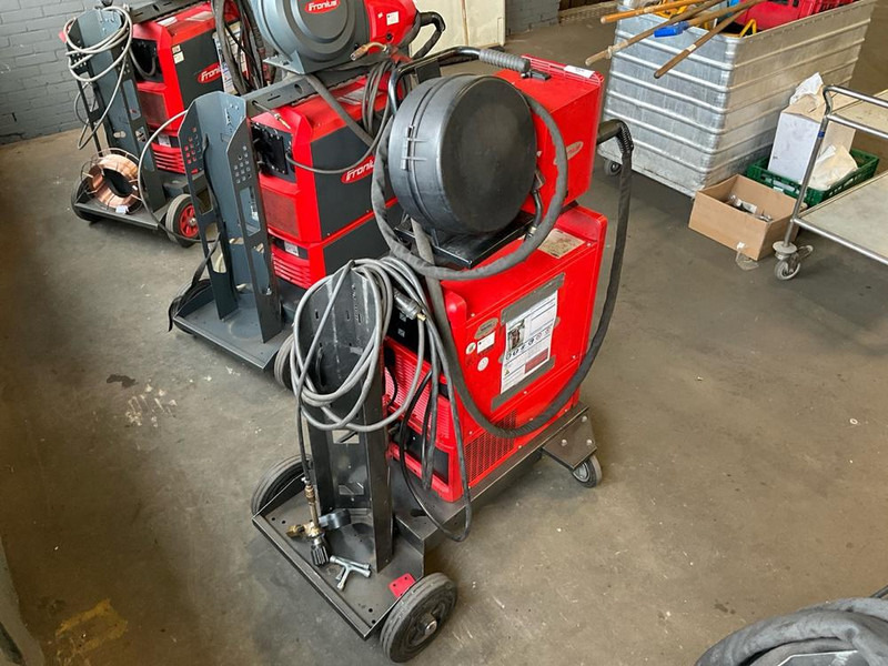 Fronius TransPulse Synergic 4000 - Metalworking machinery: picture 3 Fronius TransPulse Synergic 4000 - Metalworking machinery: picture 3
