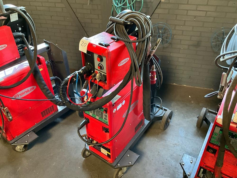 Fronius TransPulse Synergic 4000 - Metalworking machinery: picture 1 Fronius TransPulse Synergic 4000 - Metalworking machinery: picture 1