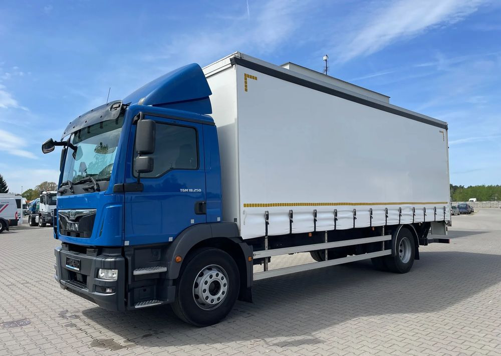 MAN TGM 18.250 Ładownośc 9,8 tony! - Dropside/ Flatbed truck: picture 3 MAN TGM 18.250 Ładownośc 9,8 tony! - Dropside/ Flatbed truck: picture 3