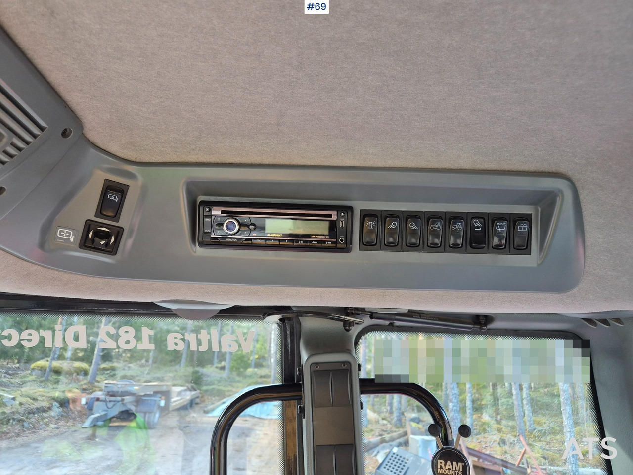 Farm tractor Valtra T182: picture 18 Farm tractor Valtra T182: picture 18