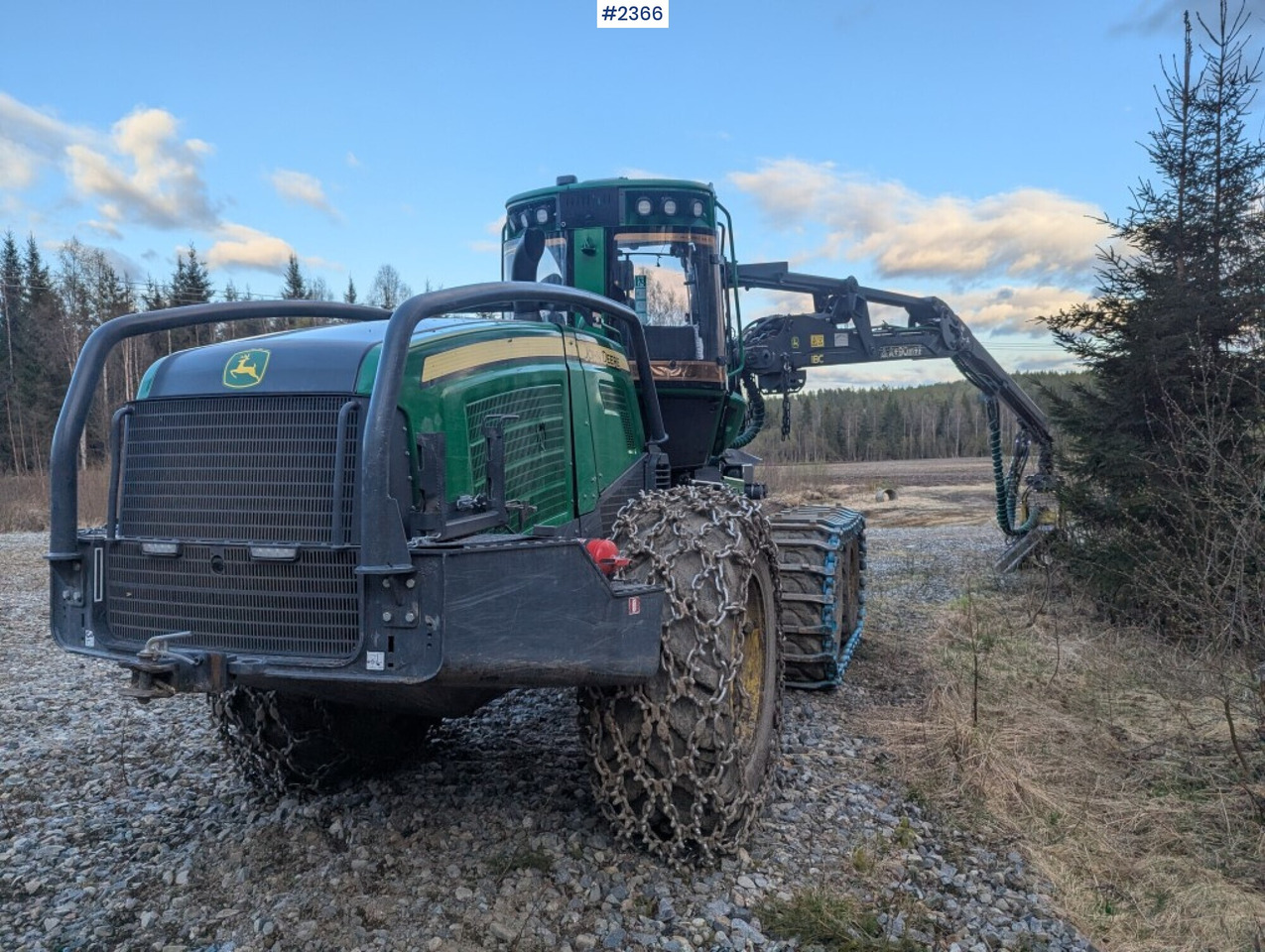 Harvester John Deere 1170G - Forestry harvester: picture 5 Harvester John Deere 1170G - Forestry harvester: picture 5