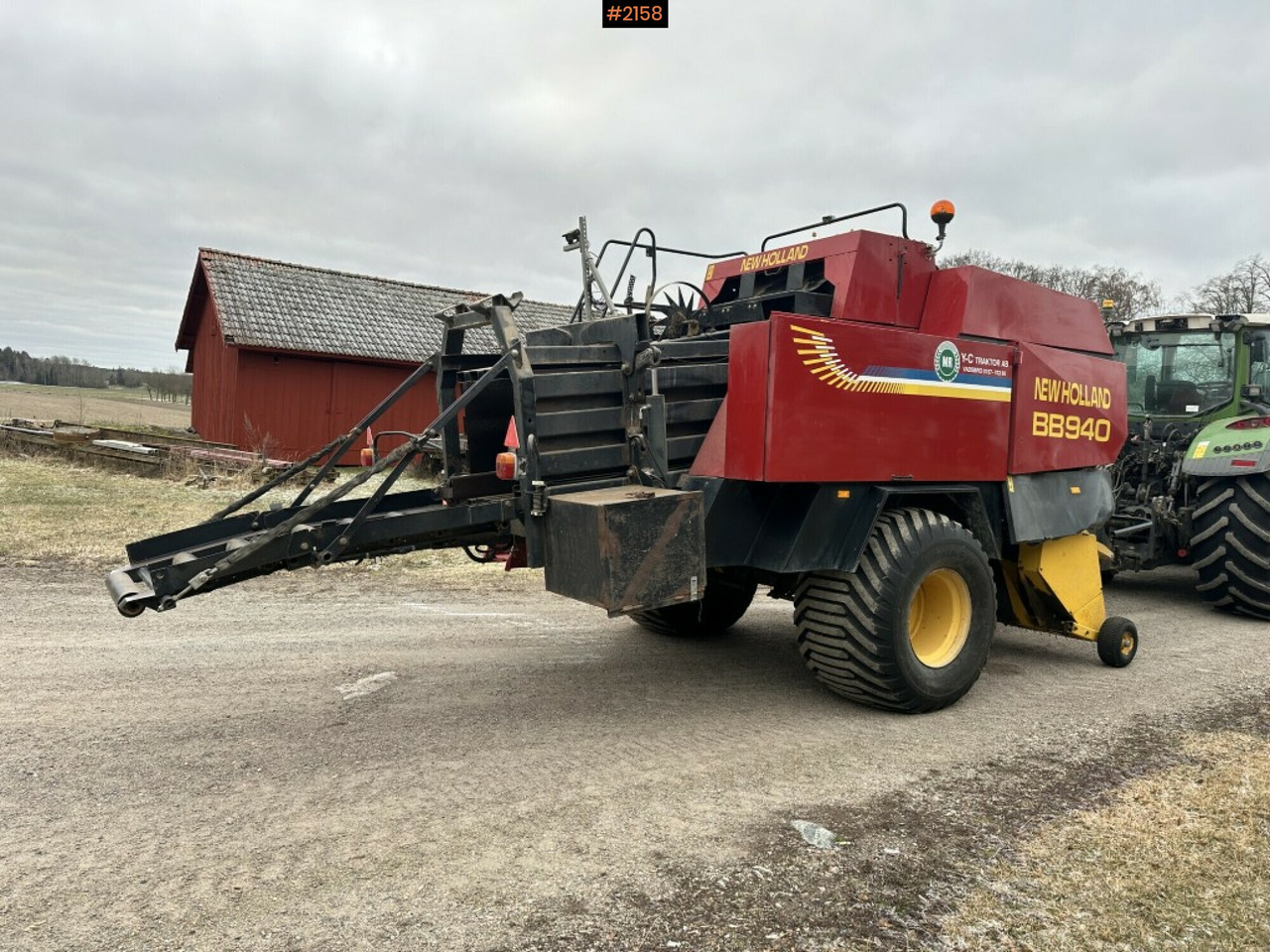 Square baler, New Holland BB940R Cropcutter - Tedding equipment: picture 5 Square baler, New Holland BB940R Cropcutter - Tedding equipment: picture 5
