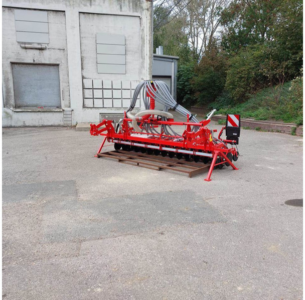 Kverneland DF1 CXII - Combine seed drill: picture 1 Kverneland DF1 CXII - Combine seed drill: picture 1