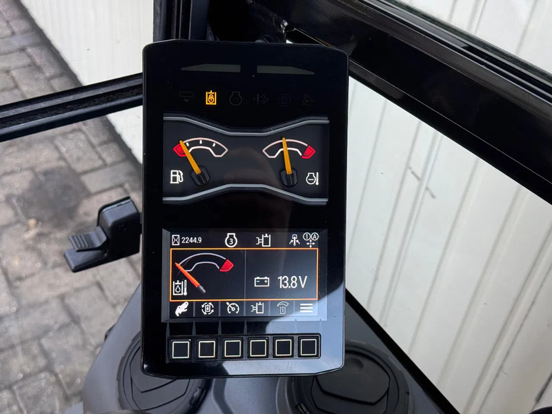 Mini excavator Caterpillar 301.8 NextGen: picture 14 Mini excavator Caterpillar 301.8 NextGen: picture 14